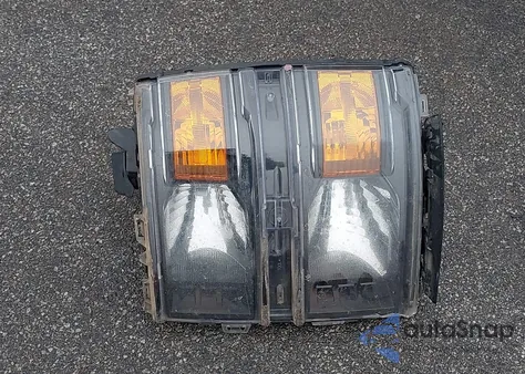 2015 Chevrolet Silverado 1500 1Lt z USA, uszkodzony, nr VIN 1GCVKREC8FZ372116